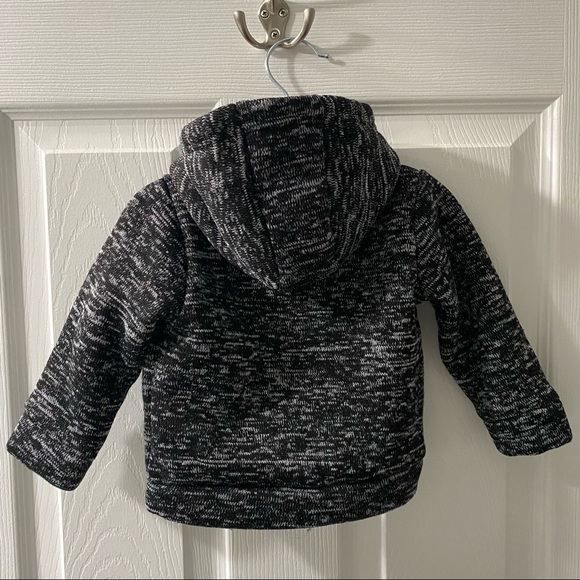 Carter’s baby jacket - Picture 2 of 5